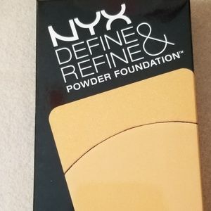 NYX Define & Refine Powder Foundation Golden NEW